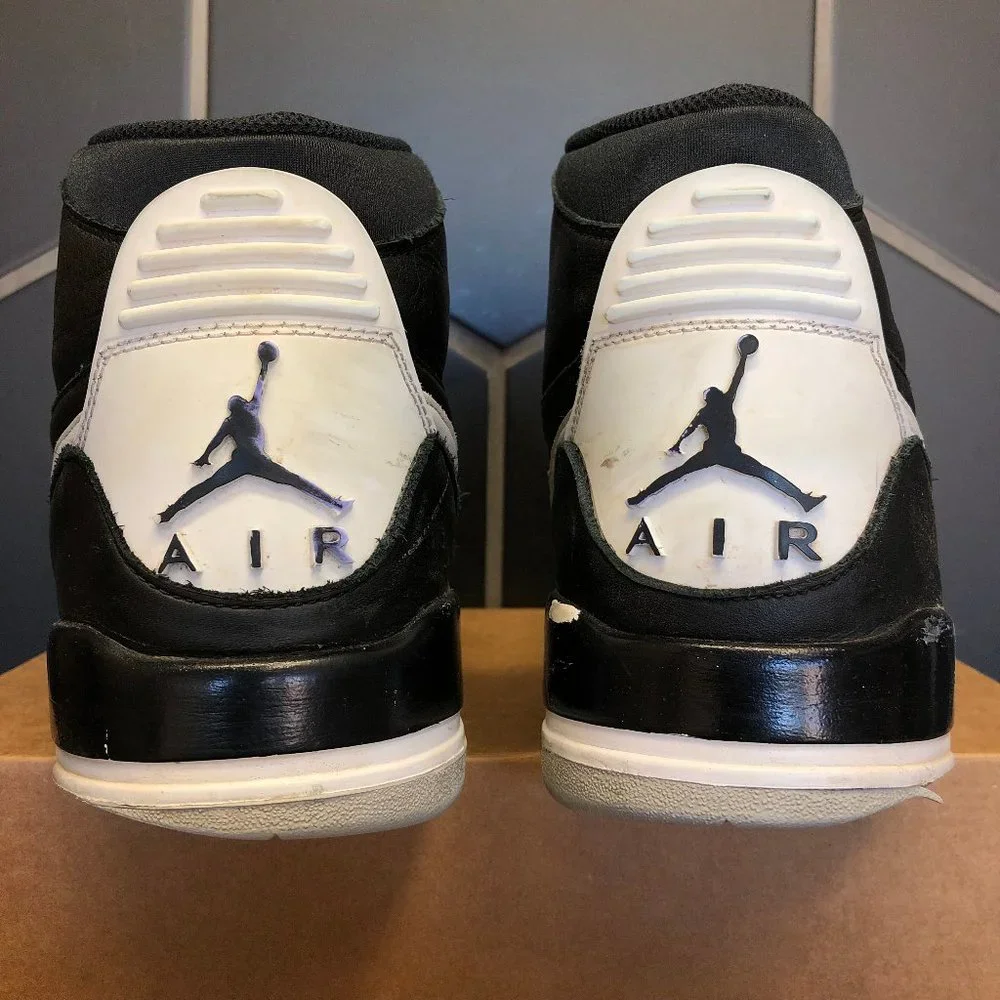 ~Used W/O Box! Men's Air Jordan Legacy 312 Black White Sneakers Size 13